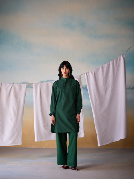 Misraa Signature Kurta - Dark Green (Women)