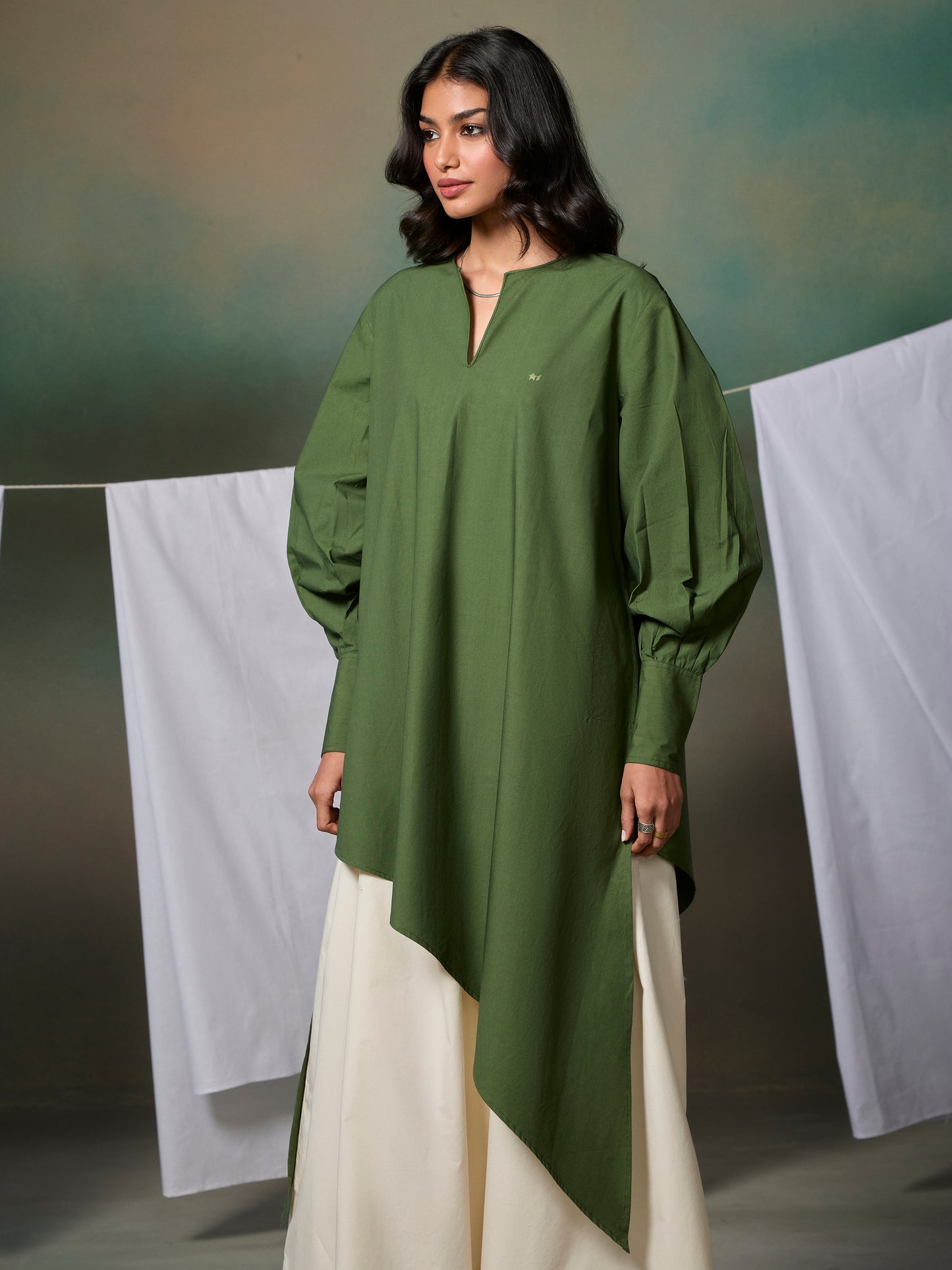Misraa Opposite Hem Kurta - Chive Green